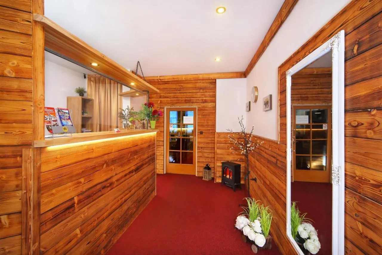 Hotel Hradec Spindleruv Mlyn 3*,